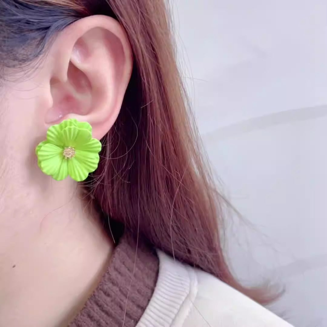 Forest style small flower earrings