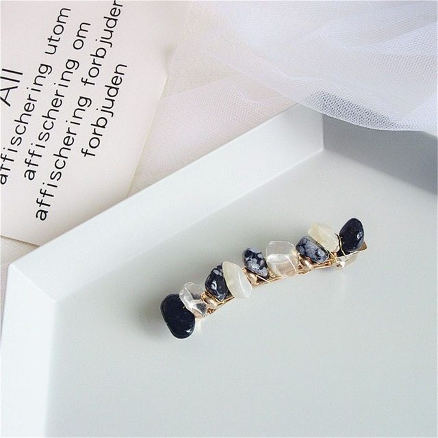 Spring clip hairpin