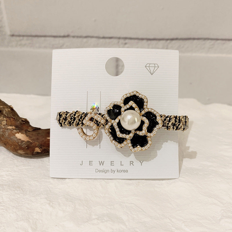 Women's Small Daisy Camellia Hairpin
