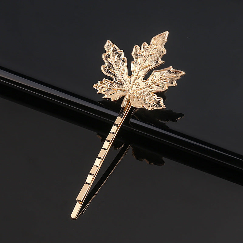 Women leaves hairpin