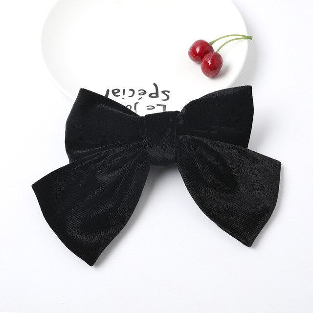 Wmen spring bow clip