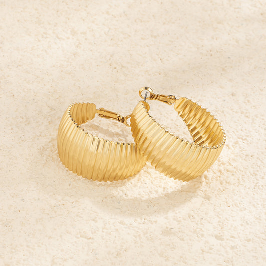 Exaggerated Punk Metal Stripe C-Shaped Earrings