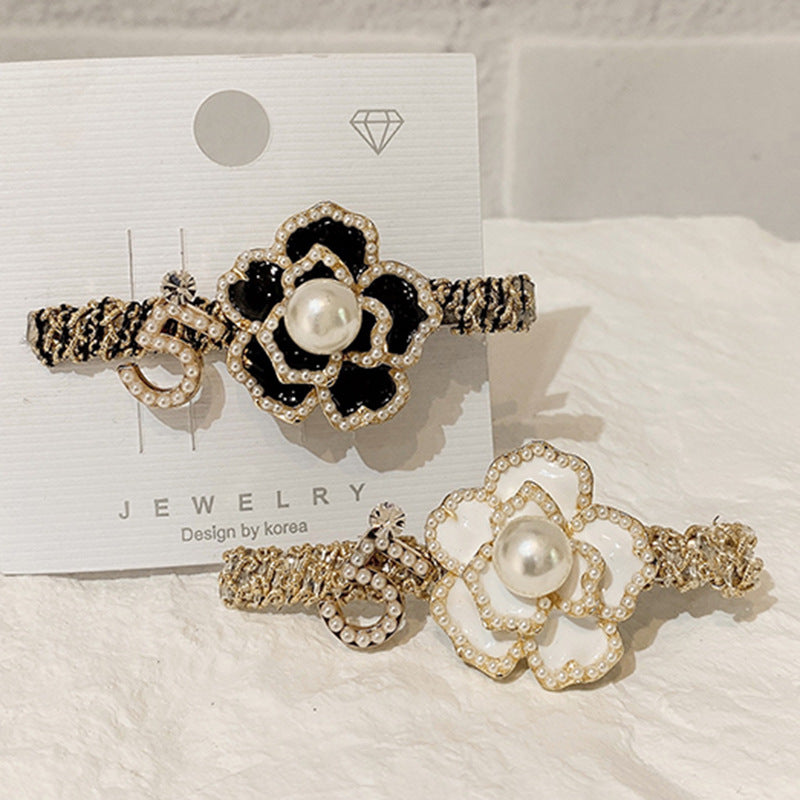 Women's Small Daisy Camellia Hairpin