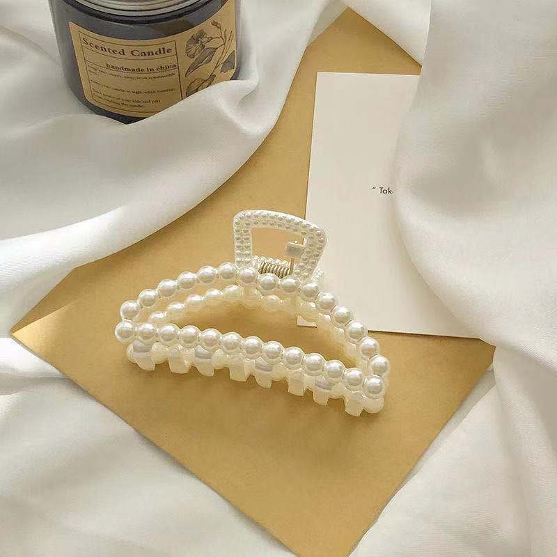 Women Pearl Claw Clip