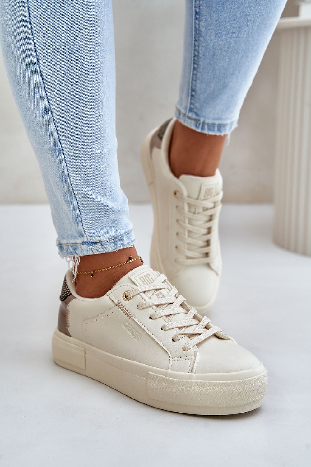 Platform sneakers model 201720 Step in style