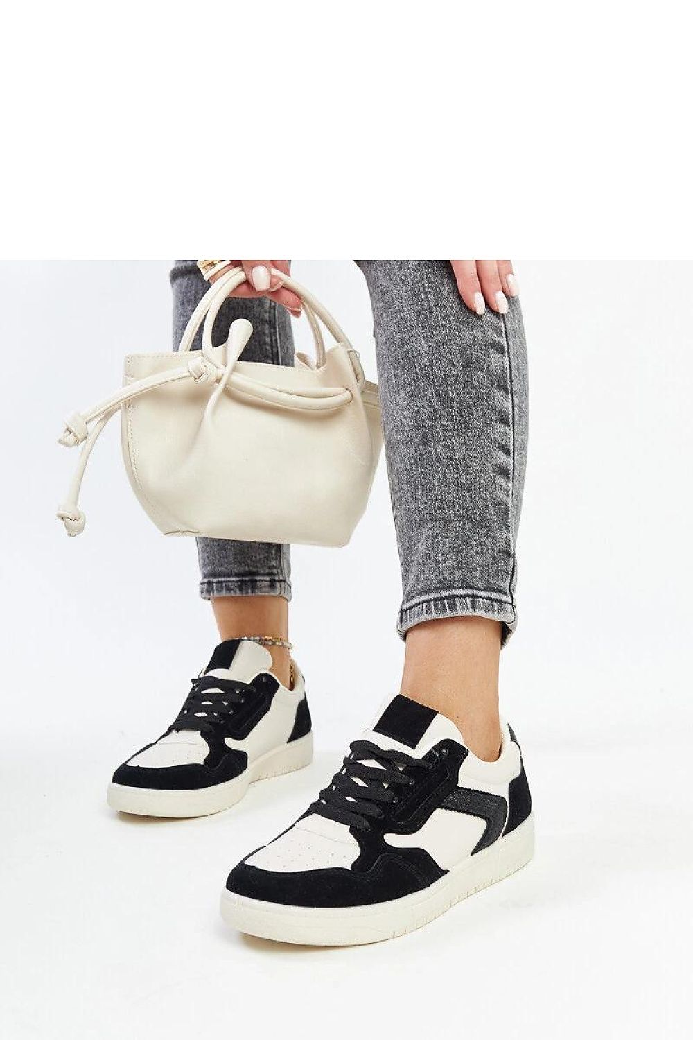 Sneakers model 207432 Solea