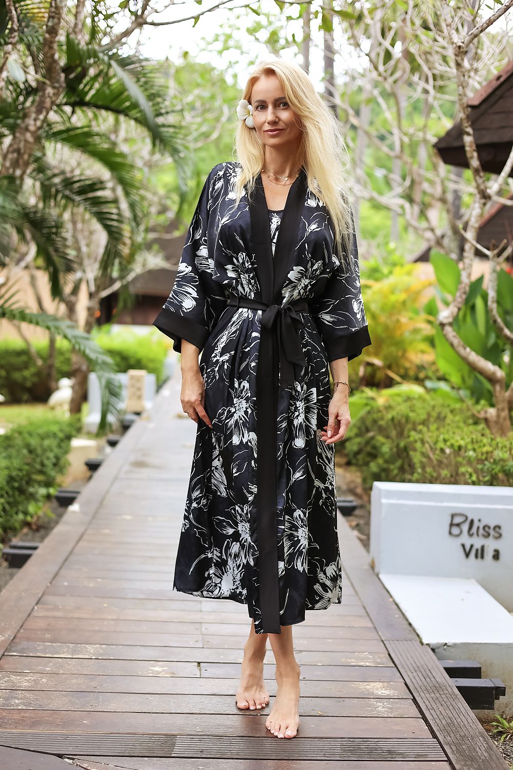 Long bathrobe model 209072 Kalimo