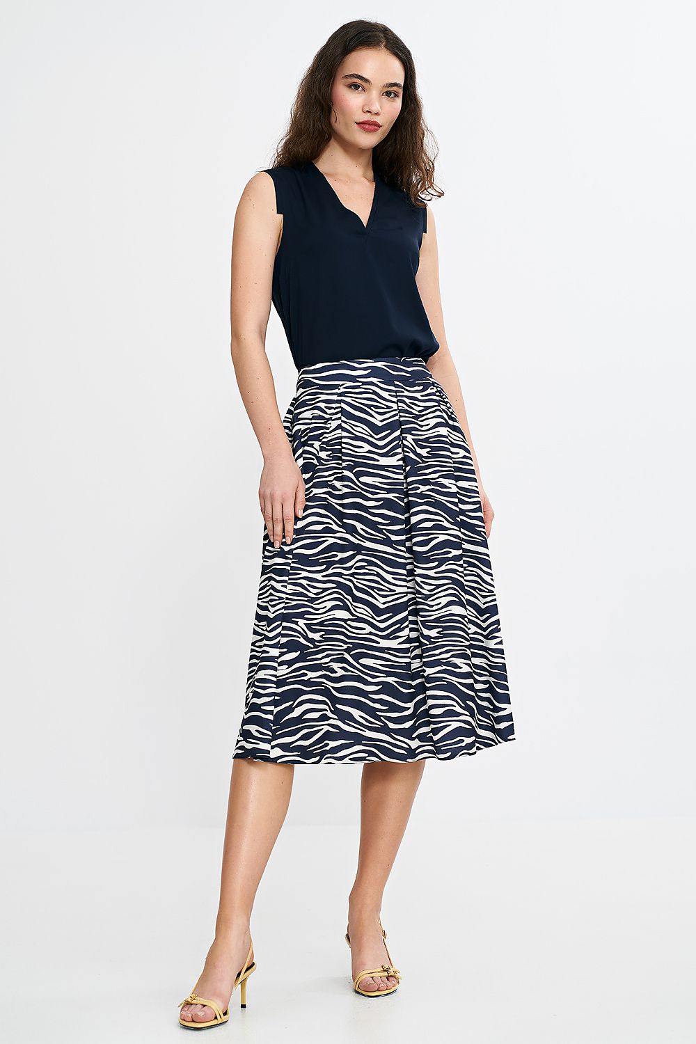 Skirt model 210067 Nife
