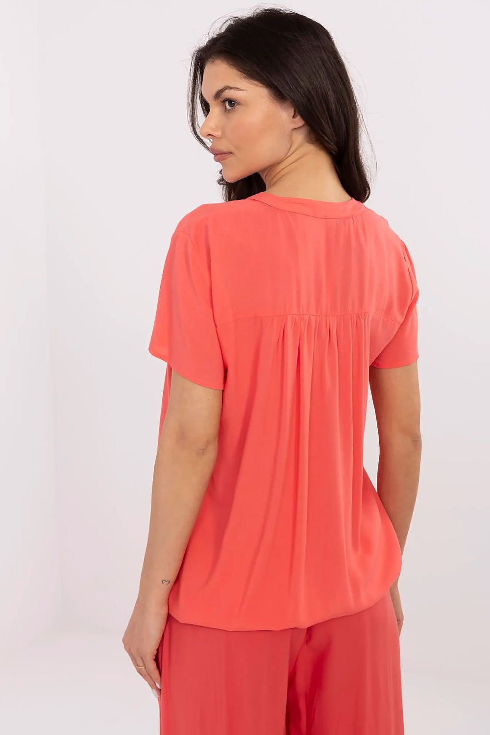 Blouse model 211845 Sublevel