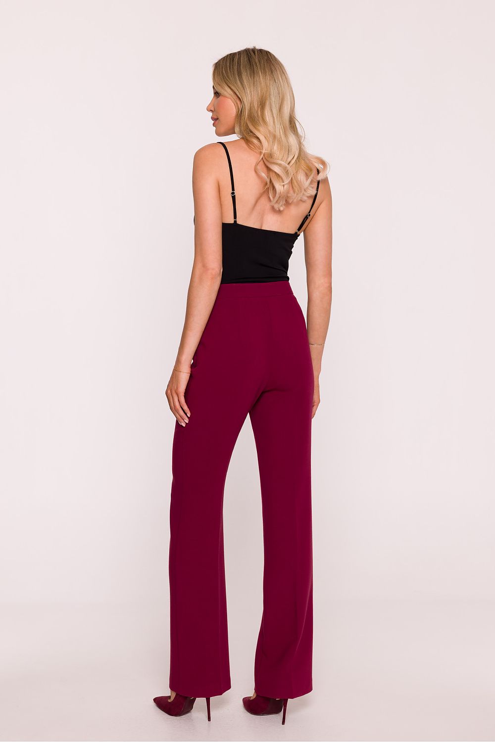Women trousers model 217266 Stylove