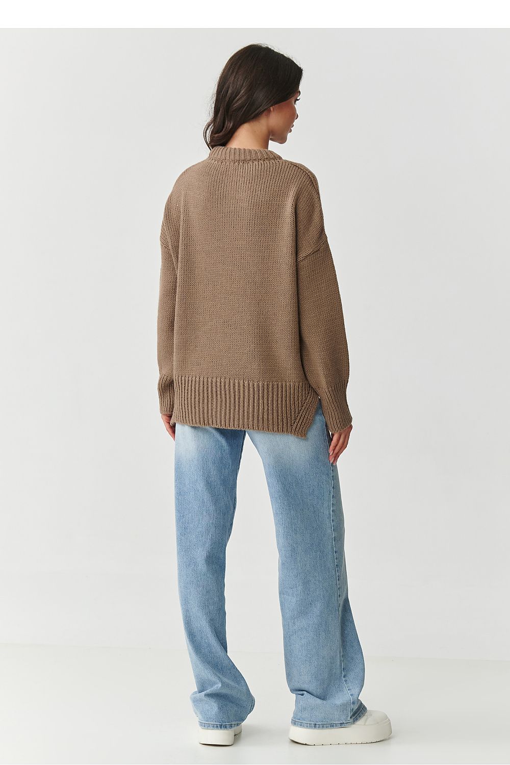 Jumper model 217381 Makadamia