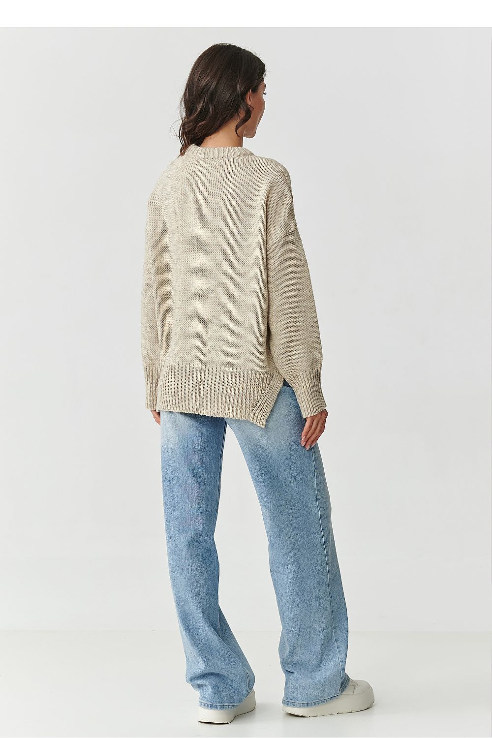 Jumper model 217382 Makadamia