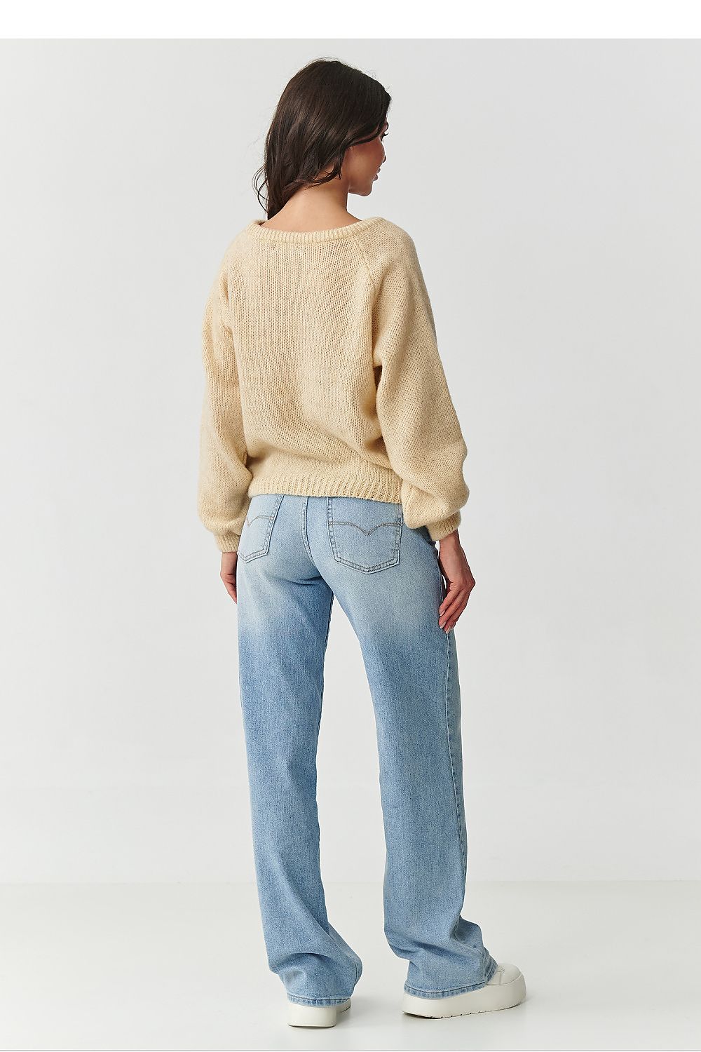 Jumper model 217390 Makadamia