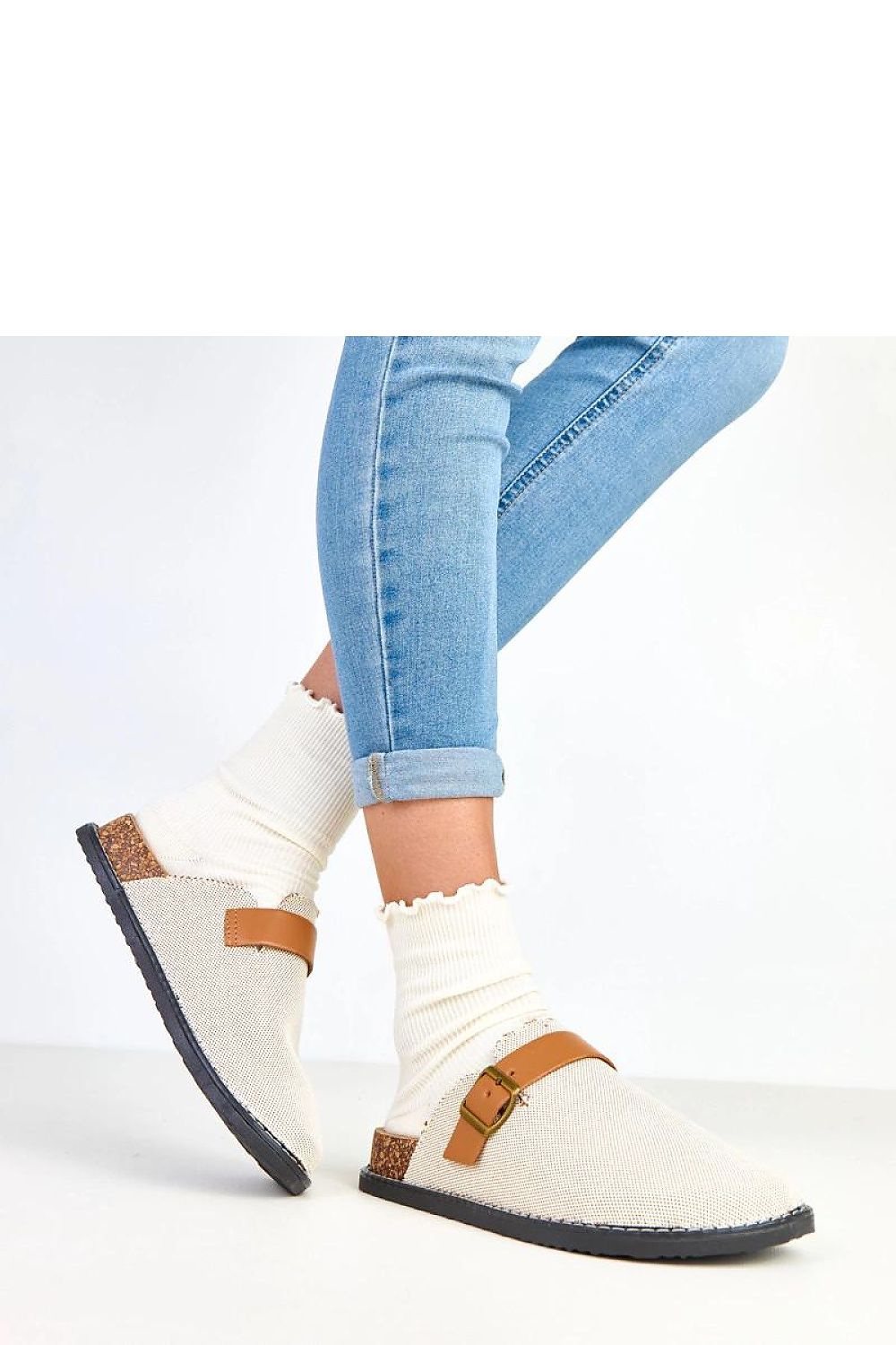 Slippers model 217919 Solea