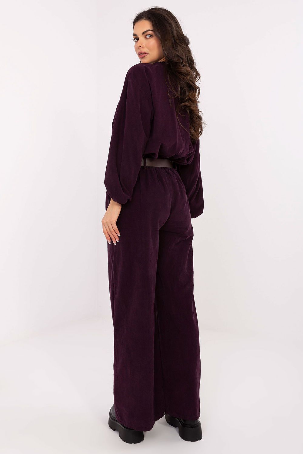 Women trousers model 220285 Italy Moda
