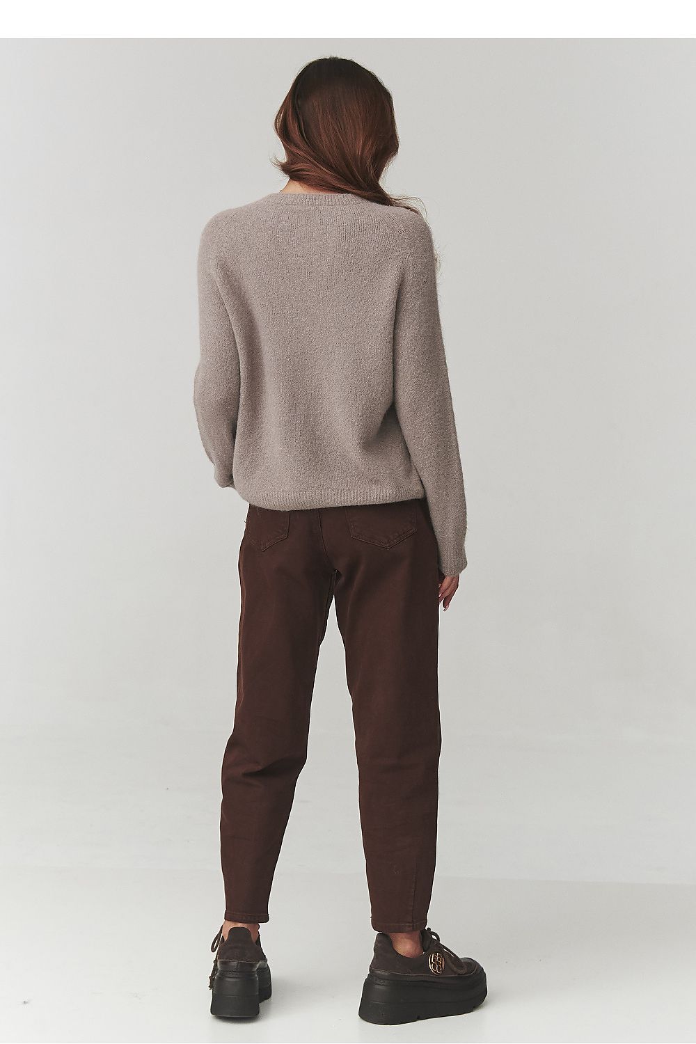 Jumper model 220789 Makadamia