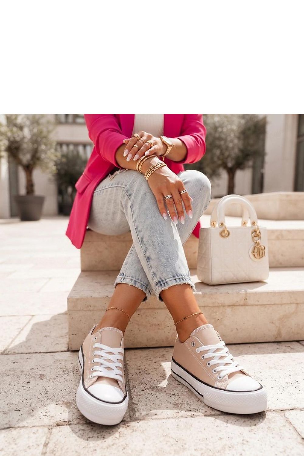 Sneakers model 230520 Solea