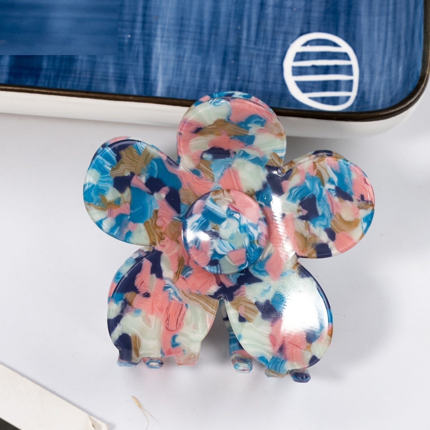 Women Simple Acrylic Flower Hair Clip