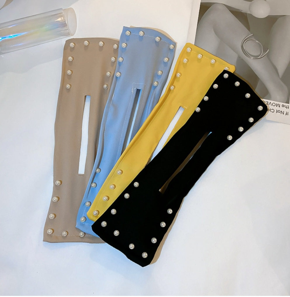 Geometric Flannel Pearl Coil Hair Iron