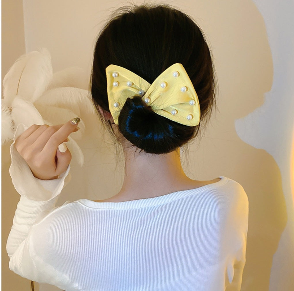 Geometric Flannel Pearl Coil Hair Iron