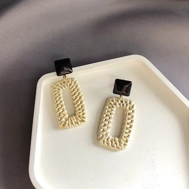 Retro Exaggerated Geometric Rattan Woven Earrings
