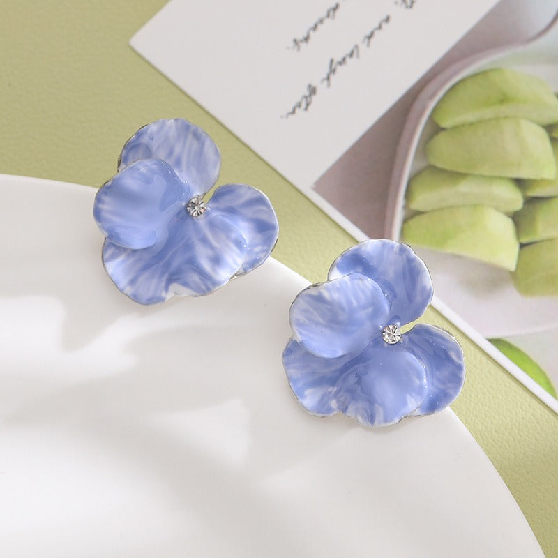 Three-dimensional petal oil drop flower earrings