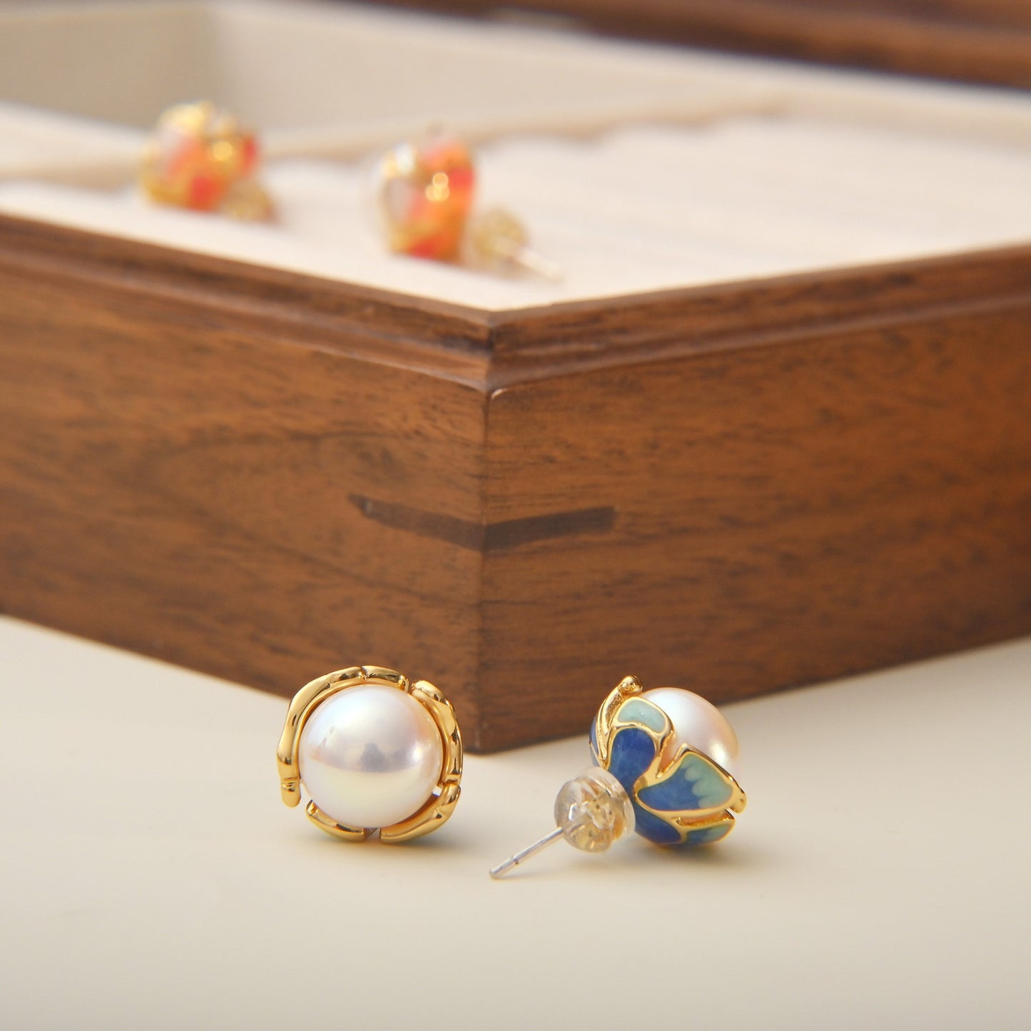 Pearl colorful earrings