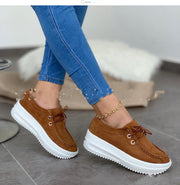 Woman casual sports shoes