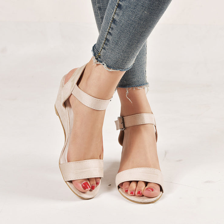 Woman Casual Wedge