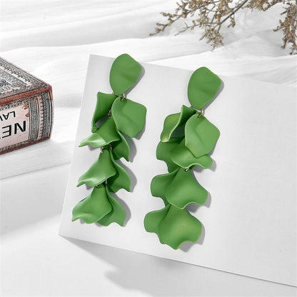 Fashionable petal leaf earrings
