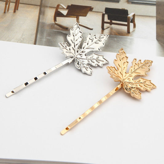 Women leaves hairpin