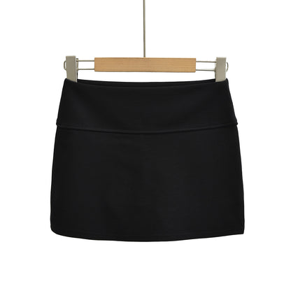 Hip hugging underwear A-line skirt