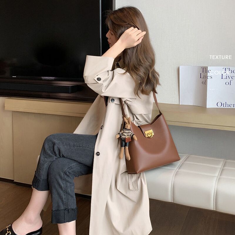 Bucket shoulder Bags