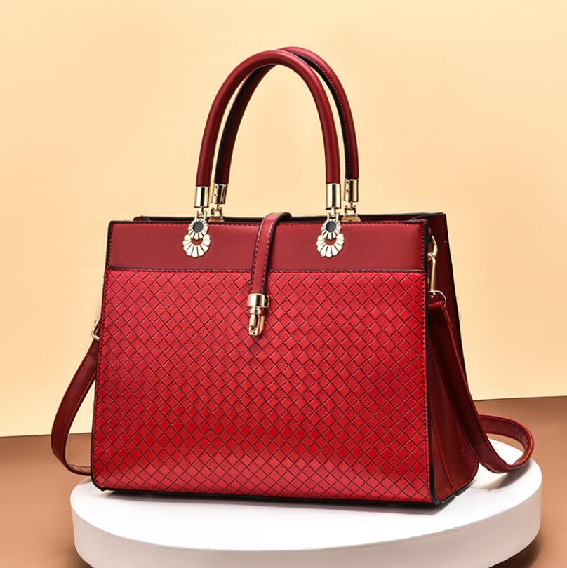 Women Woven Handbag