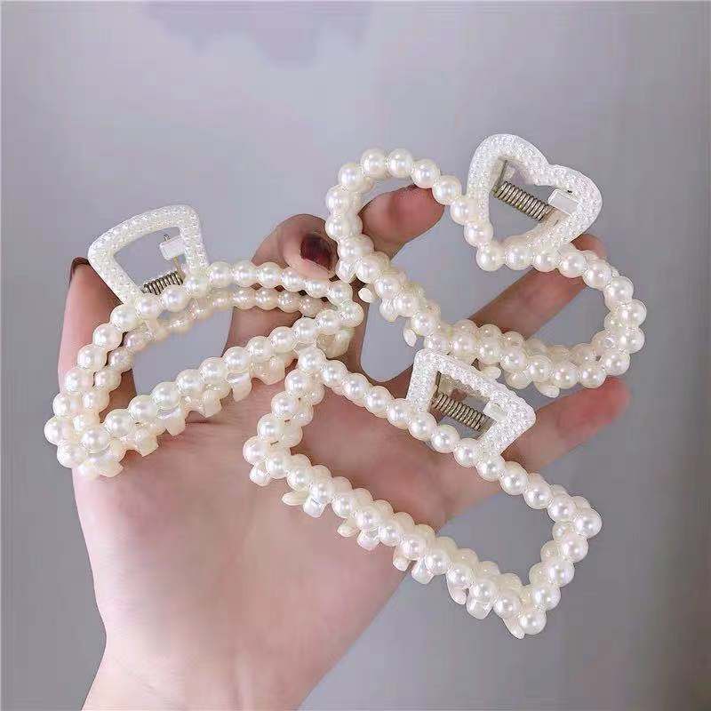 Women Pearl Claw Clip
