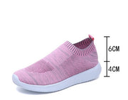 Woman Deep Mouth Woven Sneaker