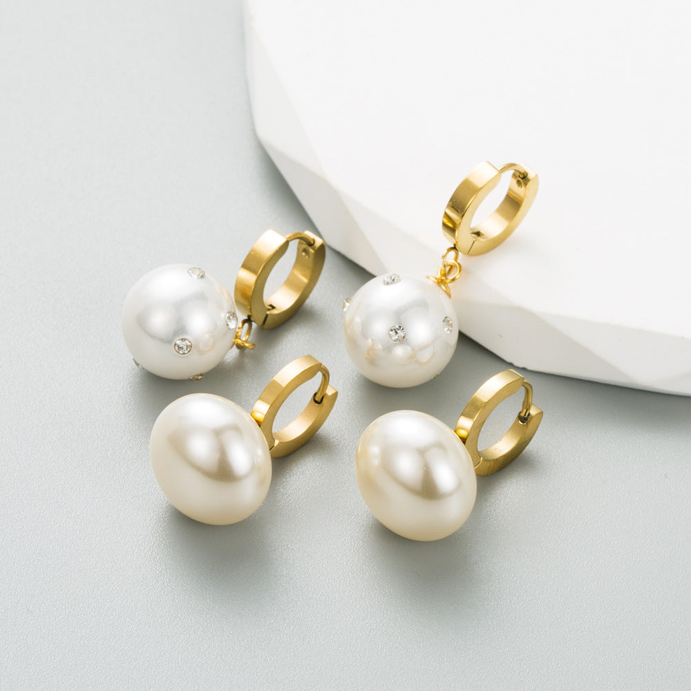 European & American Style Gold-Plated Lightweight Earrings – Pair