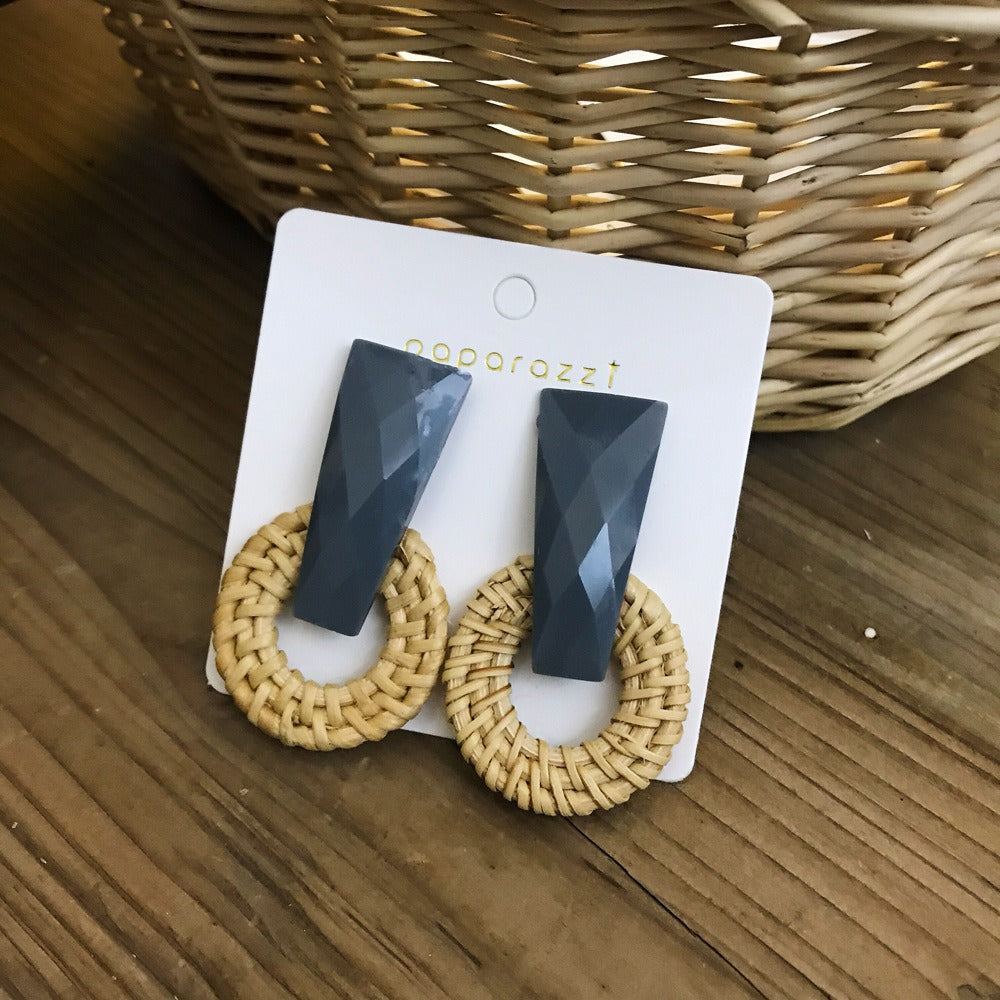 Retro Exaggerated Geometric Rattan Woven Earrings