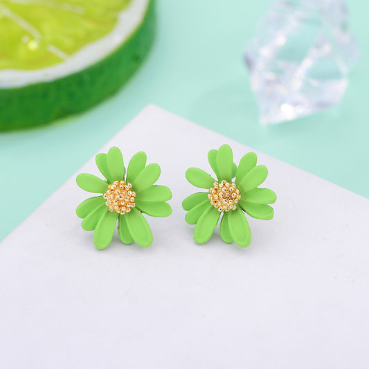 Fashion Small Fresh Daisy Earrings