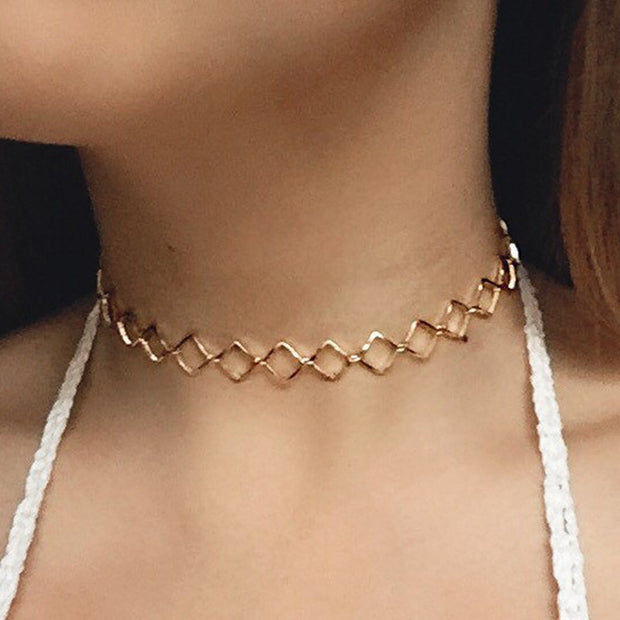 Hollow Clavicle Chain Necklace