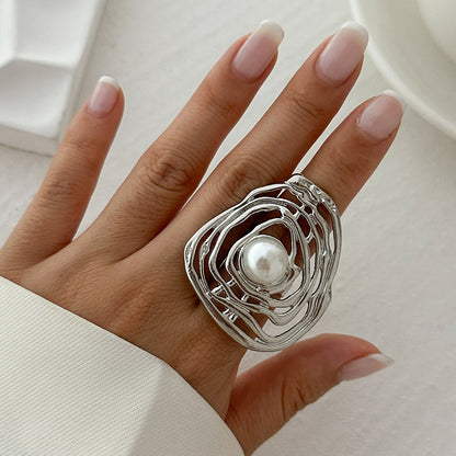 INS Irregular Winding Pearl Ring