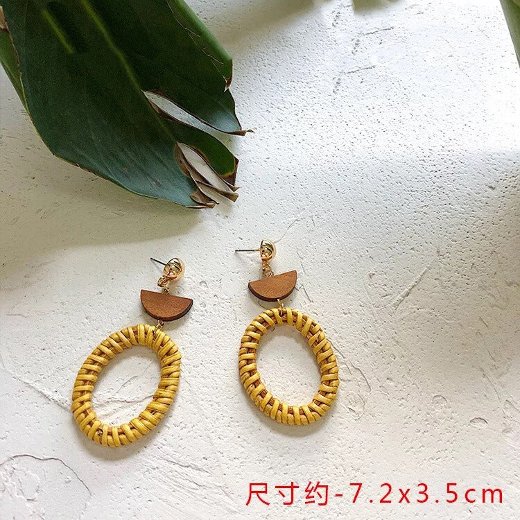Retro Exaggerated Geometric Rattan Woven Earrings