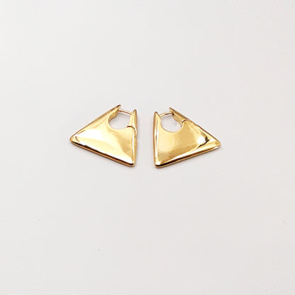 New Minimalist Punk Golden Silver Color Triangle Bag Shaped Metal Hoop Earrings For Women Party Retro Jewelry
