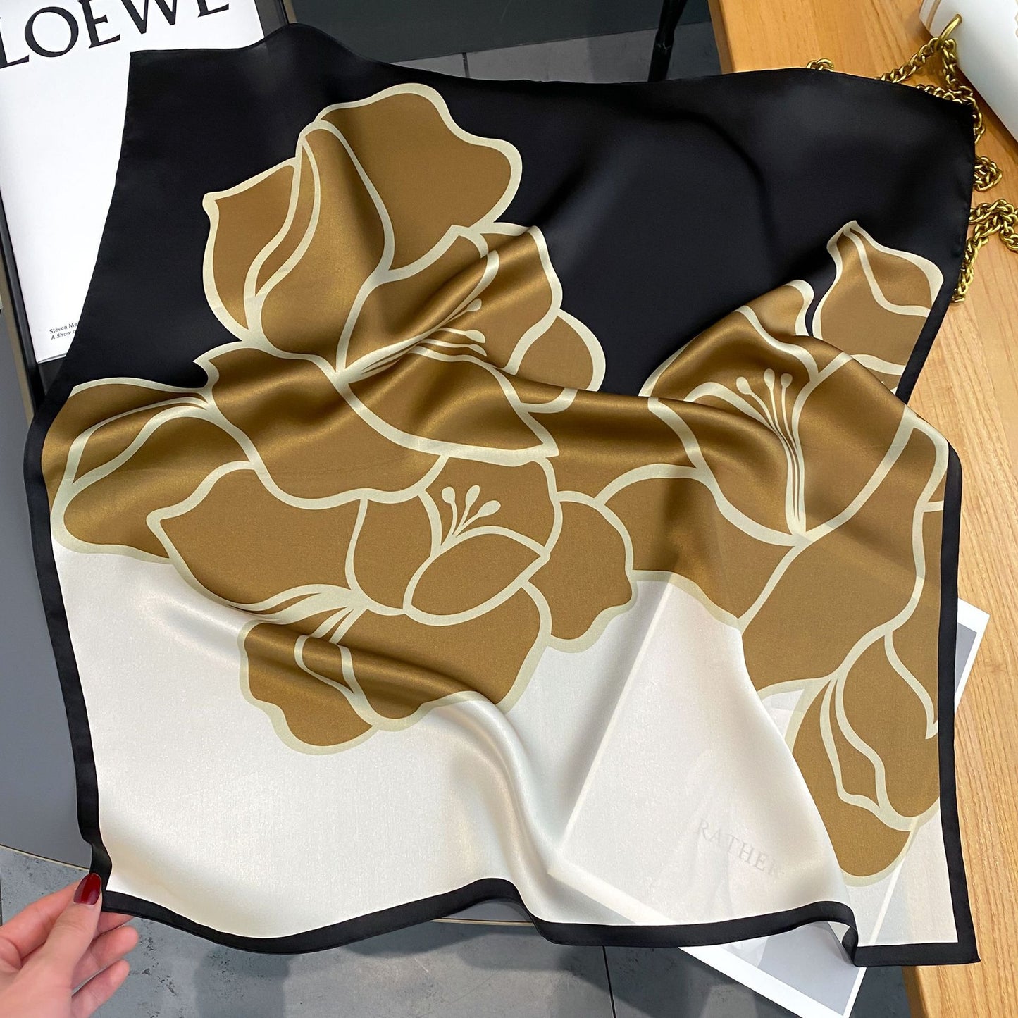 Silk Square Scarf Women's Mulberry Silk Scarf Professional Scarf Neck Protection Scarf Printed Shawl