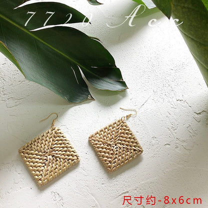 Retro Exaggerated Geometric Rattan Woven Earrings
