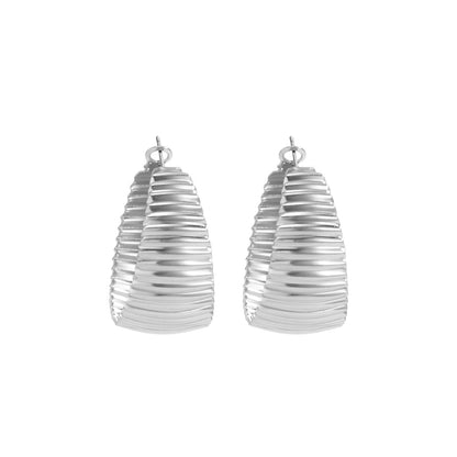 Exaggerated Punk Metal Stripe C-Shaped Earrings