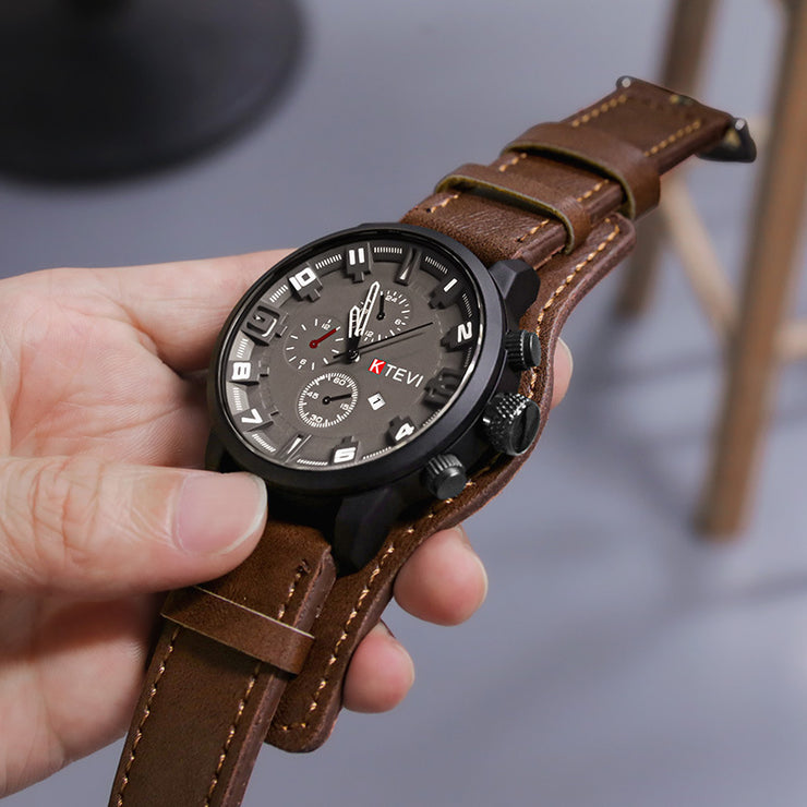 Men Leather Horse Buckle Watch