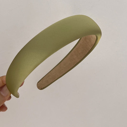 Simple wideheadband