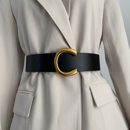 Wide half circle buckle belt