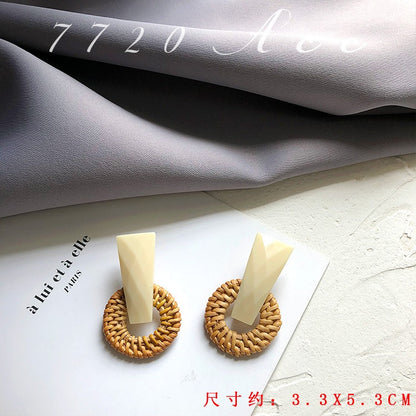 Retro Exaggerated Geometric Rattan Woven Earrings
